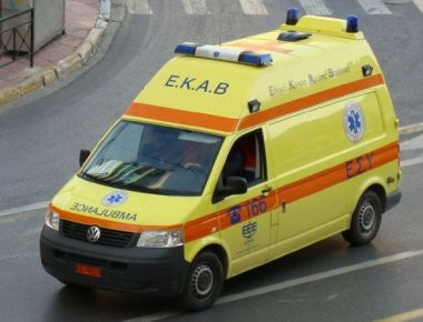 Φάρσαλα: Τροχαίο δυστύχημα με 23χρονο να «καρφώνεται» σε κολόνα της ΔΕΗ